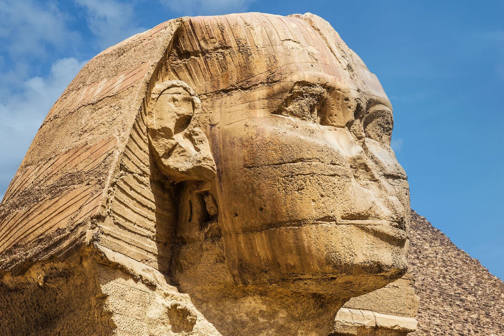 Cairo by Plane – Grand Egyptian Museum & Pyramids