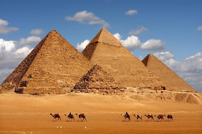 Cairo by Bus – Egyptian Museum Tour